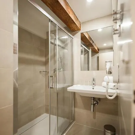 Ξενοδοχείο Pivovar 3*